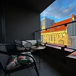 Apartment Urban Apartments Premium - Opolska 10 No 80 - Rooftop Garden - Free Garage Katowice