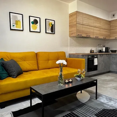 Urban Premium - Opolska 10 No 80 - Balcony - Rooftop Garden - Free Garage