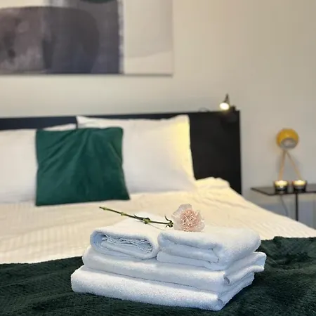 Διαμέρισμα Urban Premium - Opolska 10 No 80 - Balcony - Rooftop Garden - Free Garage Κατοβίτσε