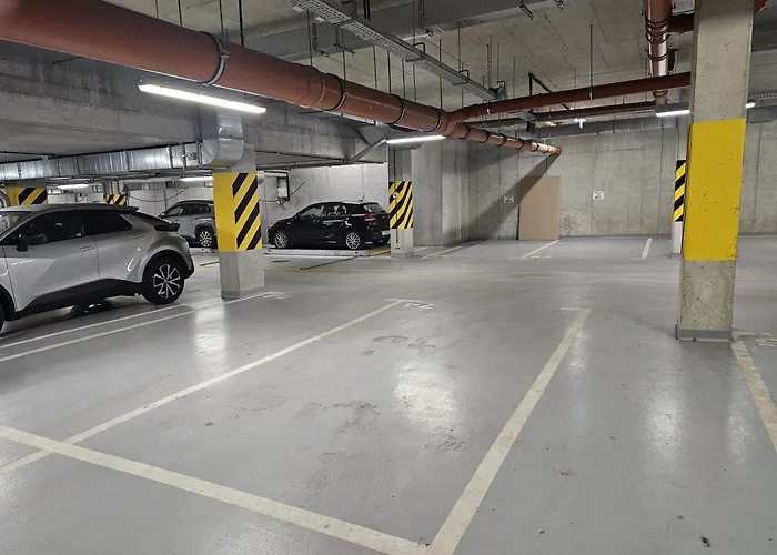 Urban Premium, Opolska 10 No 80, Free Garage, Self Check-in קטוביץ