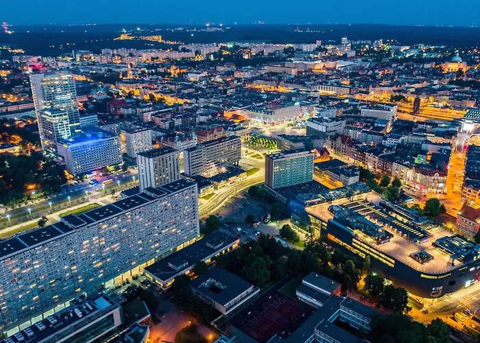 Urban Premium, Opolska 10 No 80, Free Garage, Self Check-in דירה